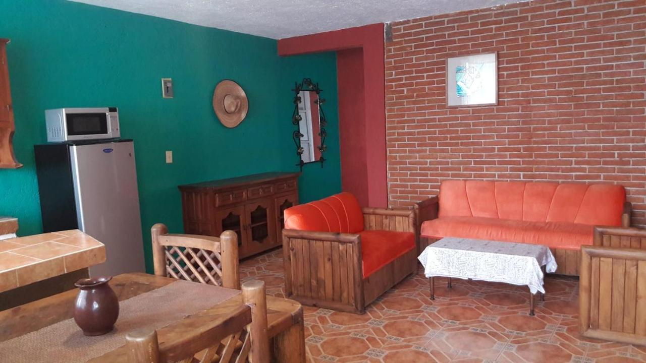 Hotel Las Fumarolas De Don Goyo تشولولا المظهر الخارجي الصورة