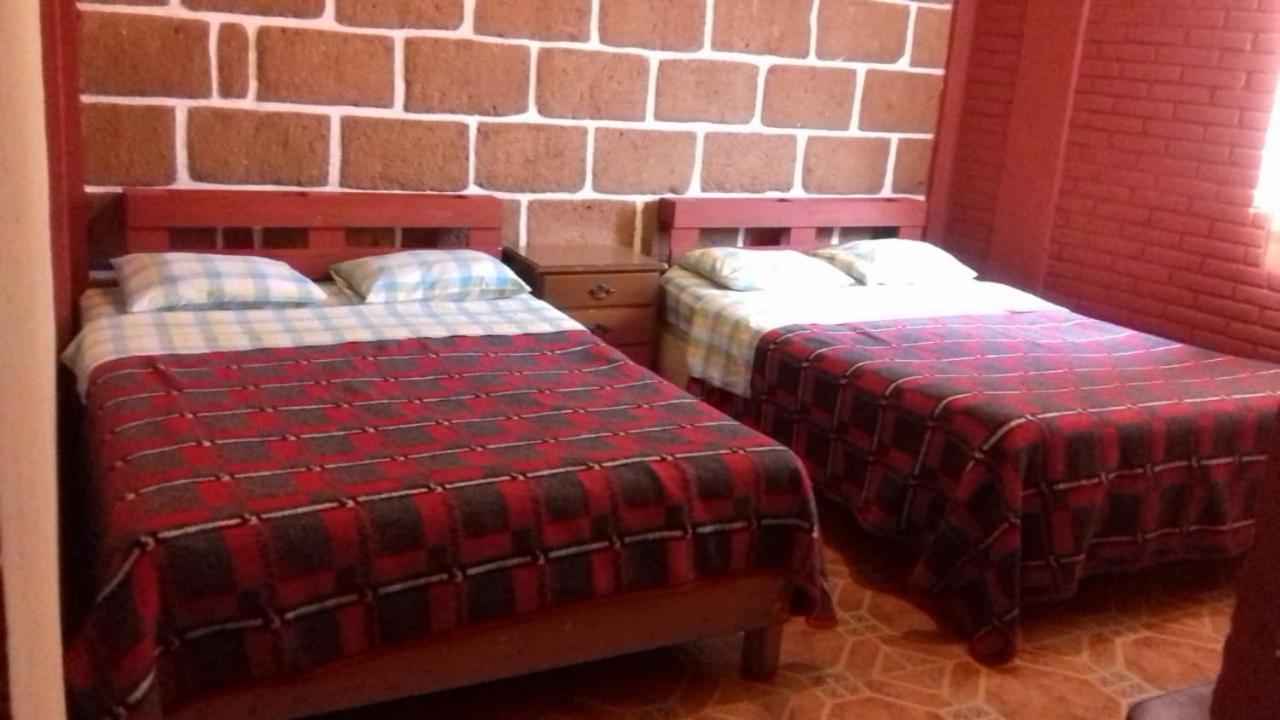 Hotel Las Fumarolas De Don Goyo تشولولا المظهر الخارجي الصورة